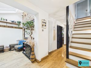 Hallway- click for photo gallery